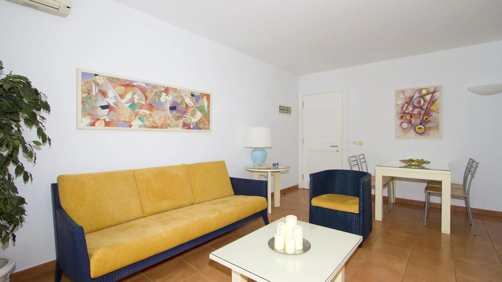 Apartment Bungalows Velazquez Puerto del Carmen  Spain